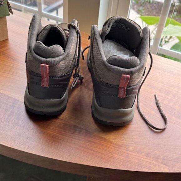 Keen Terradora II Mid Boot - Size 11   NEW - NEVER WORN - Picture 3 of 5